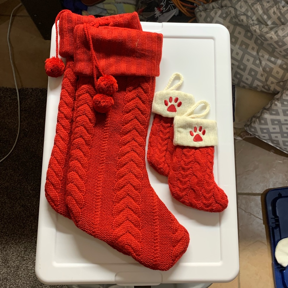 Red Knit Stockings 2 Large, 2 Small